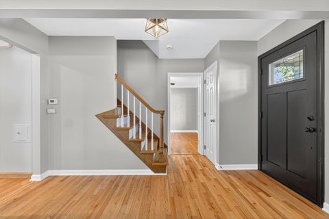 Tiny photo for 445 Thackeray Avenue, Worthington, OH 43085 (MLS # 225041080)