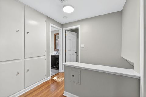 Tiny photo for 445 Thackeray Avenue, Worthington, OH 43085 (MLS # 225041080)