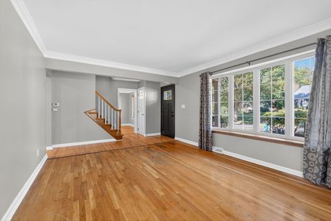 Tiny photo for 445 Thackeray Avenue, Worthington, OH 43085 (MLS # 225041080)