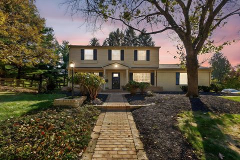 Tiny photo for 445 Thackeray Avenue, Worthington, OH 43085 (MLS # 225041080)