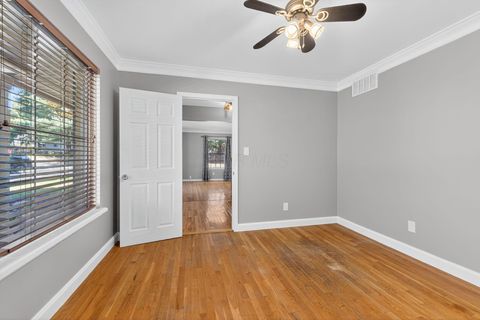 Tiny photo for 445 Thackeray Avenue, Worthington, OH 43085 (MLS # 225041080)