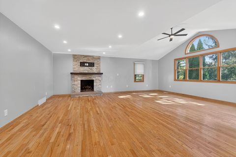 Tiny photo for 445 Thackeray Avenue, Worthington, OH 43085 (MLS # 225041080)