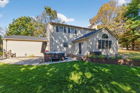 Tiny photo for 445 Thackeray Avenue, Worthington, OH 43085 (MLS # 225041080)