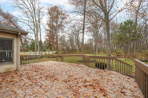 Tiny photo for 1210 Whispering Meadow Court, New Albany, OH 43054 (MLS # 225045085)