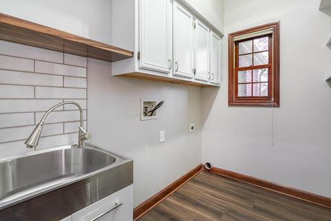 Tiny photo for 1210 Whispering Meadow Court, New Albany, OH 43054 (MLS # 225045085)