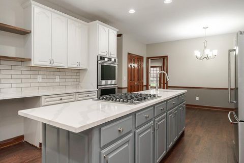 Tiny photo for 1210 Whispering Meadow Court, New Albany, OH 43054 (MLS # 225045085)