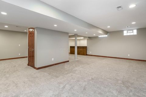 Tiny photo for 1210 Whispering Meadow Court, New Albany, OH 43054 (MLS # 225045085)