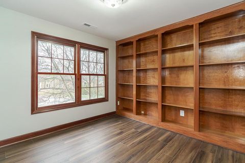 Tiny photo for 1210 Whispering Meadow Court, New Albany, OH 43054 (MLS # 225045085)