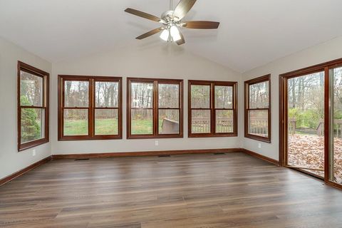 Tiny photo for 1210 Whispering Meadow Court, New Albany, OH 43054 (MLS # 225045085)