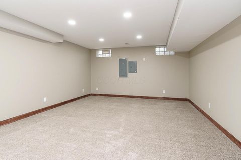 Tiny photo for 1210 Whispering Meadow Court, New Albany, OH 43054 (MLS # 225045085)