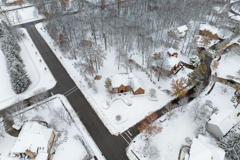 Tiny photo for 1210 Whispering Meadow Court, New Albany, OH 43054 (MLS # 225045085)