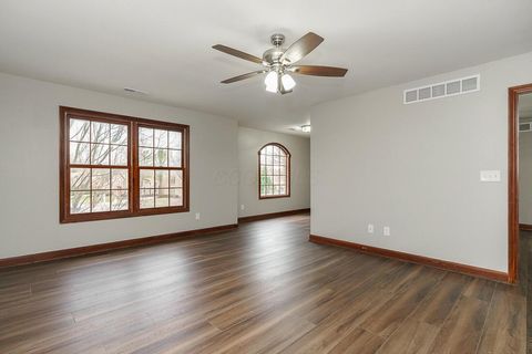 Tiny photo for 1210 Whispering Meadow Court, New Albany, OH 43054 (MLS # 225045085)