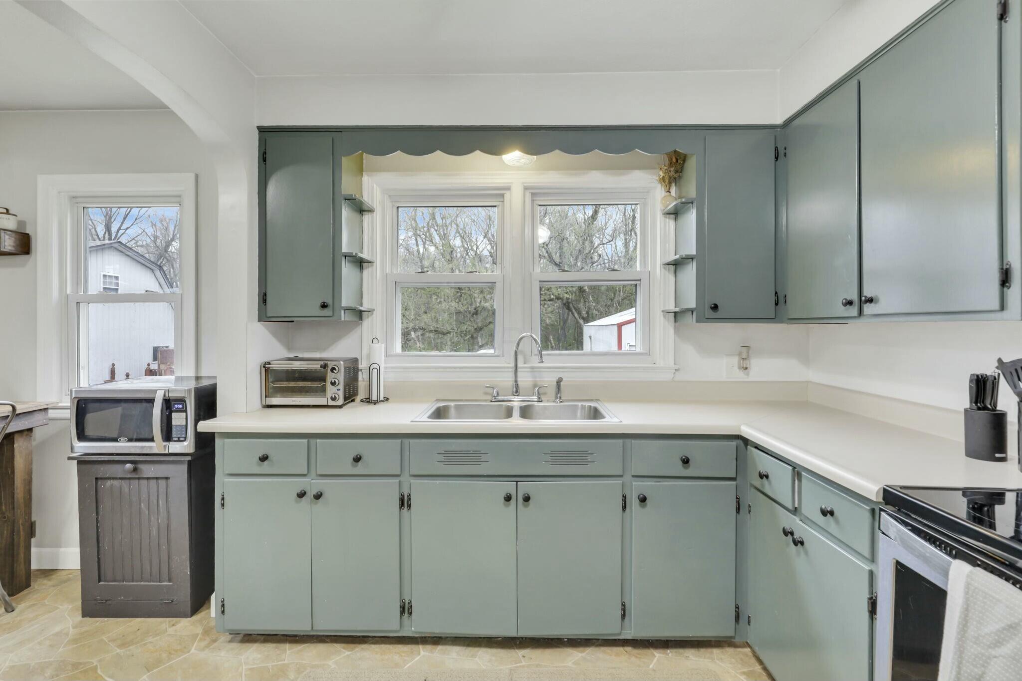 1325 Cincinnati Zanesville Road, Lancaster, Ohio image 14