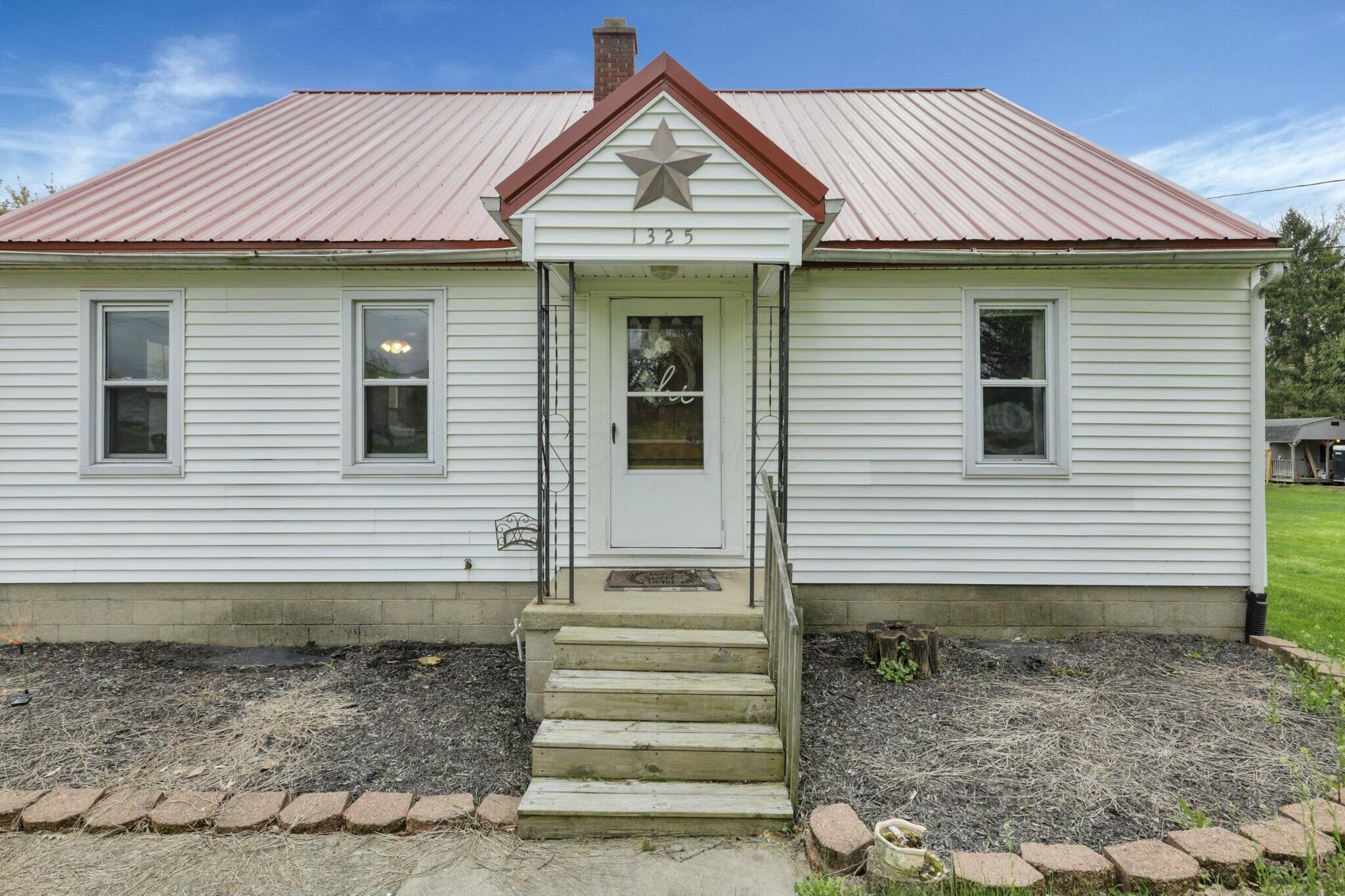 1325 Cincinnati Zanesville Road, Lancaster, Ohio image 4