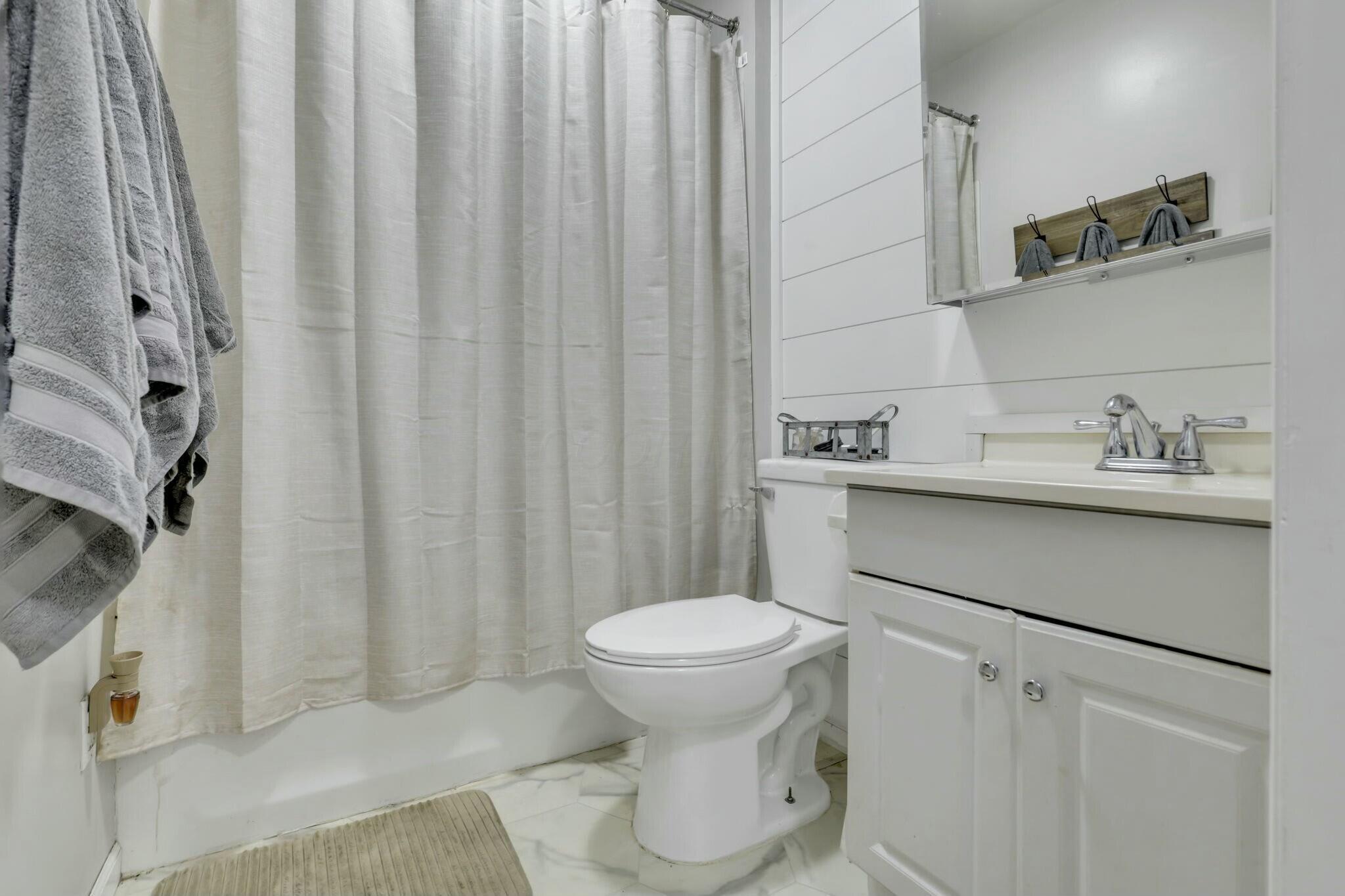 1325 Cincinnati Zanesville Road, Lancaster, Ohio image 16