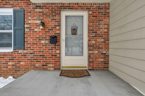 Tiny photo for 1679 Peardale Road N, Columbus, OH 43229 (MLS # 226003146)