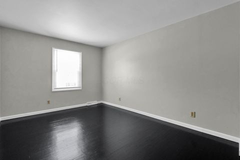 Tiny photo for 1679 Peardale Road N, Columbus, OH 43229 (MLS # 226003146)