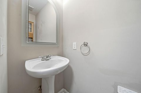 Tiny photo for 1384 Delcastle Loop, Grove City, OH 43123 (MLS # 226000729)