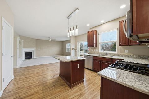 Tiny photo for 1384 Delcastle Loop, Grove City, OH 43123 (MLS # 226000729)