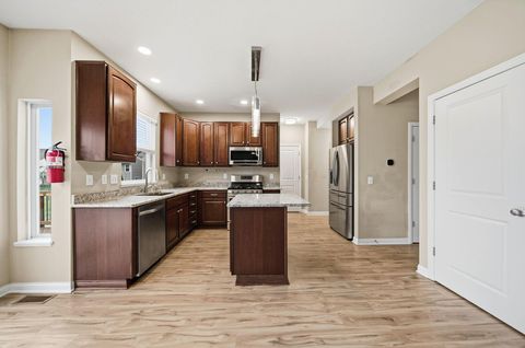 Tiny photo for 1384 Delcastle Loop, Grove City, OH 43123 (MLS # 226000729)