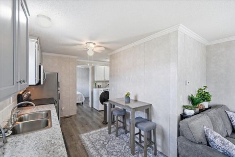 Tiny photo for 817 Janice Parkway, Columbus, OH 43223 (MLS # 226022149)