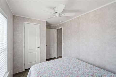 Tiny photo for 817 Janice Parkway, Columbus, OH 43223 (MLS # 226022149)