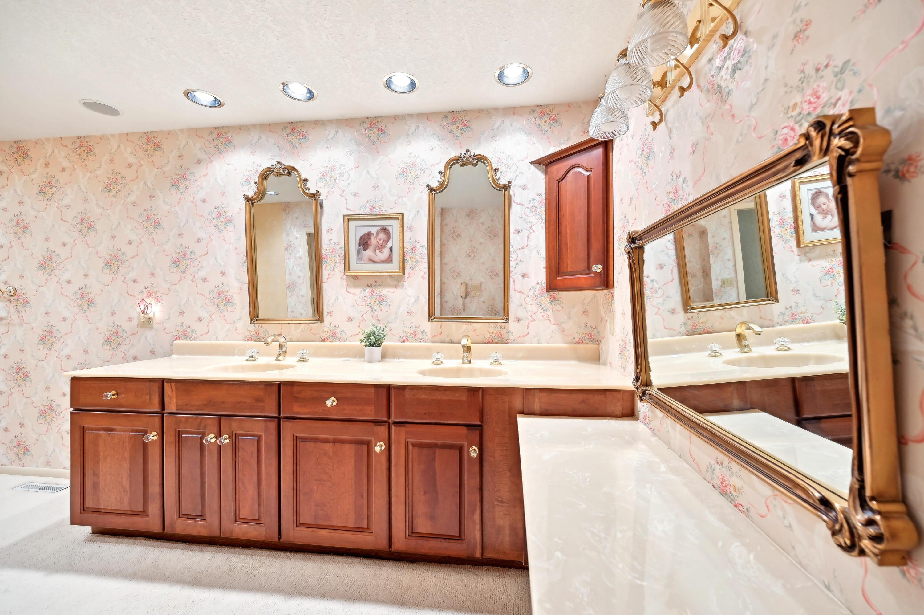 685 Dogwood Lane, Newark, Ohio image 27
