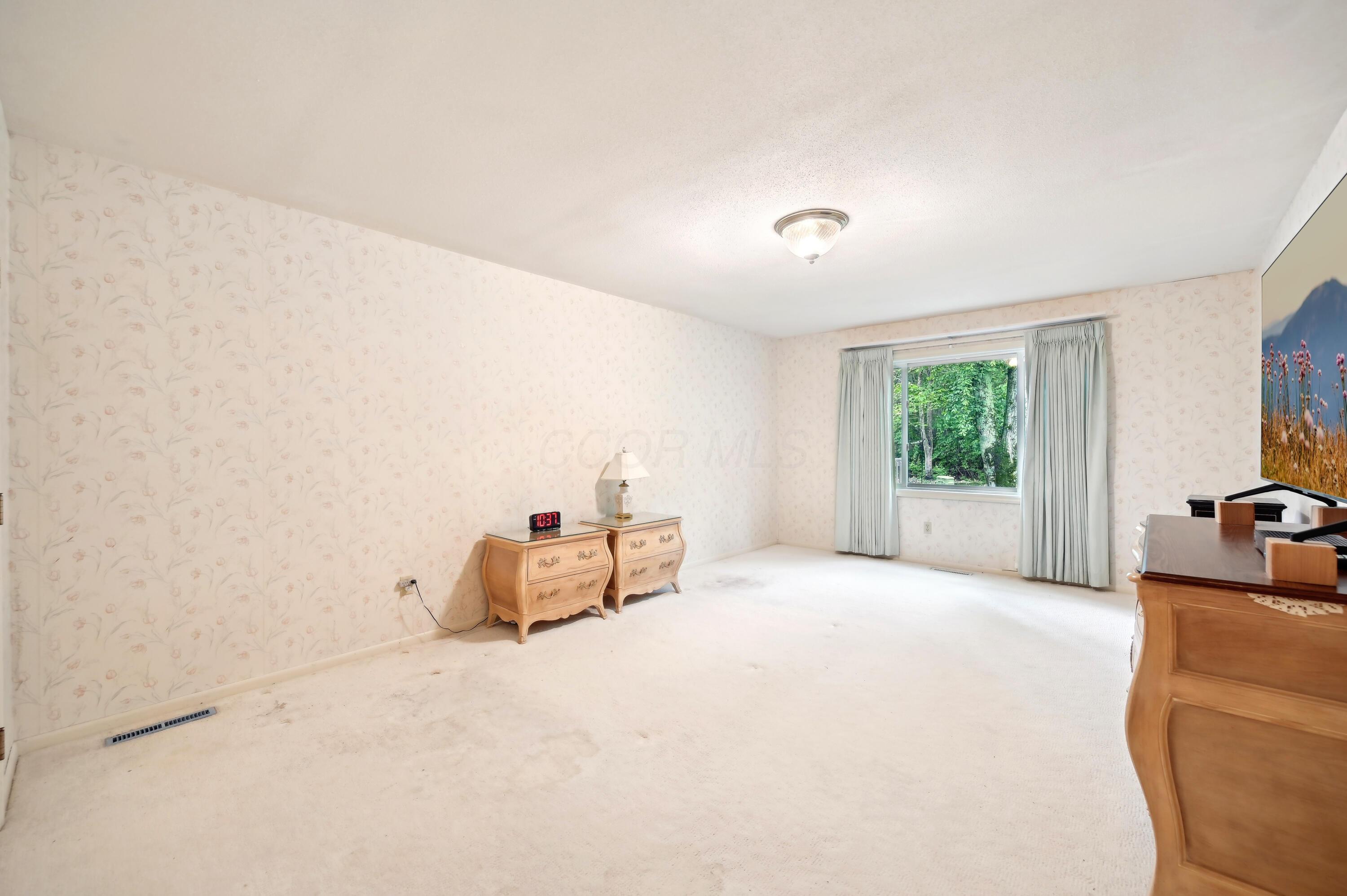 685 Dogwood Lane, Newark, Ohio image 30