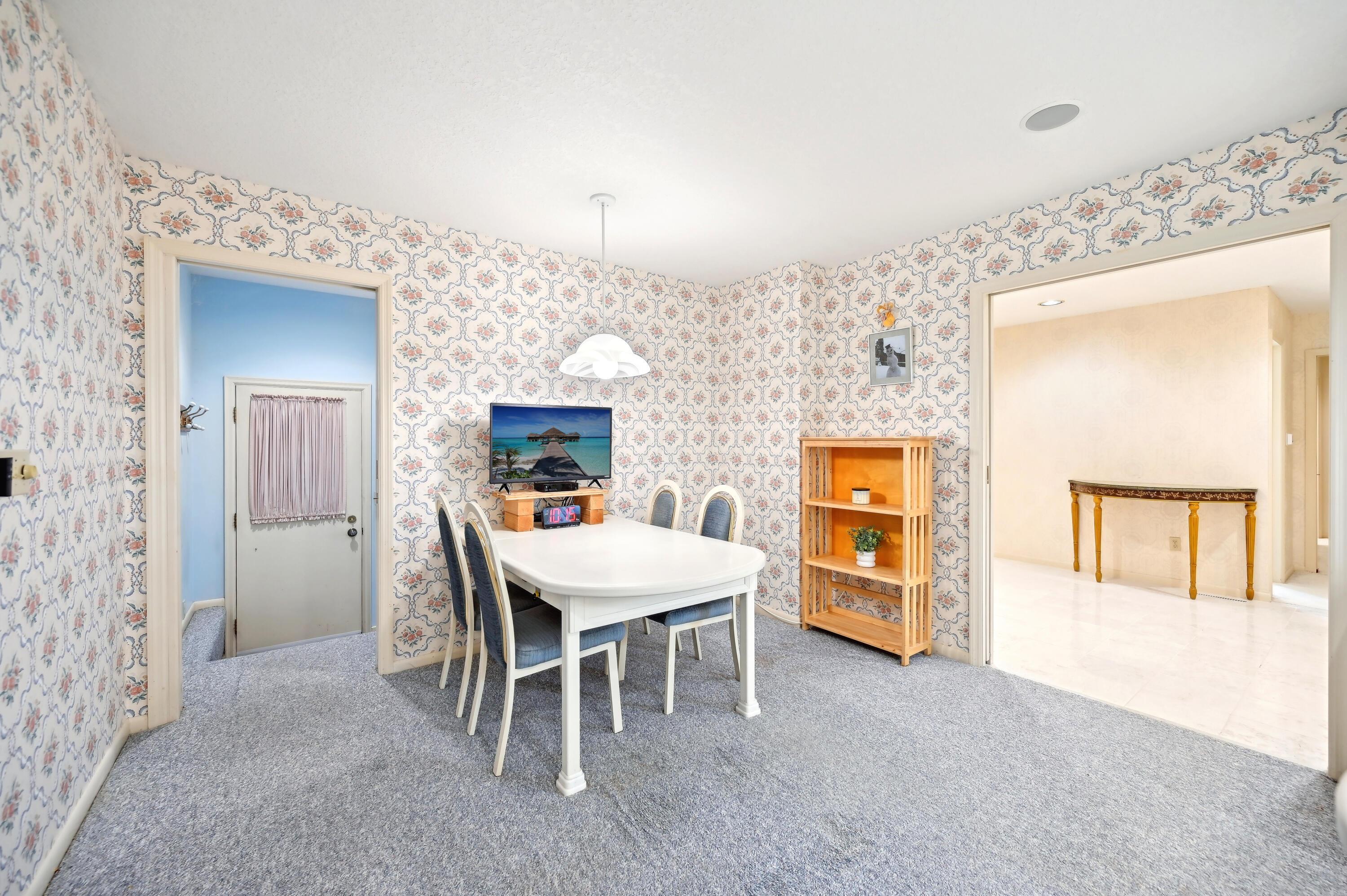 685 Dogwood Lane, Newark, Ohio image 11