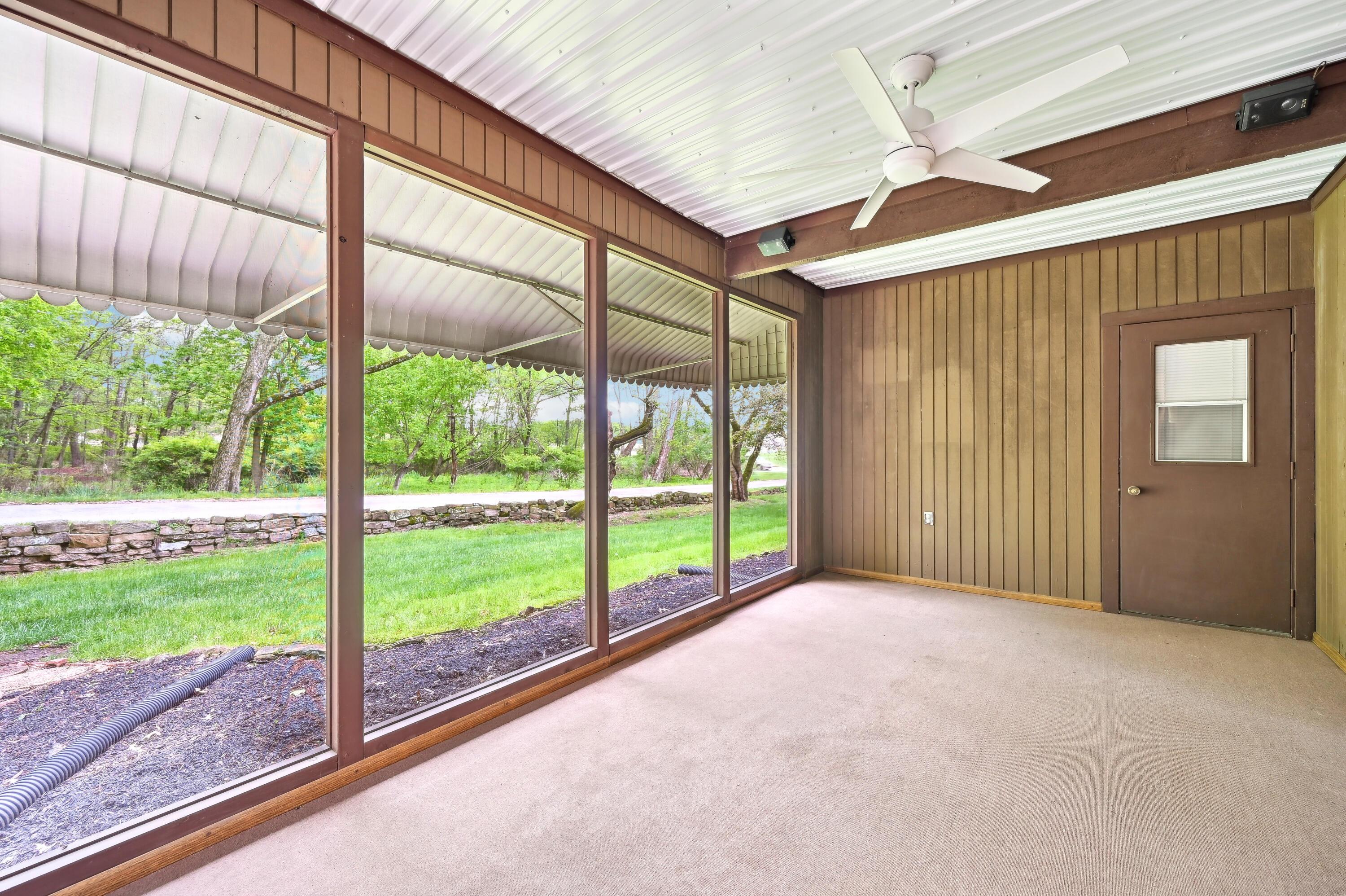 685 Dogwood Lane, Newark, Ohio image 39