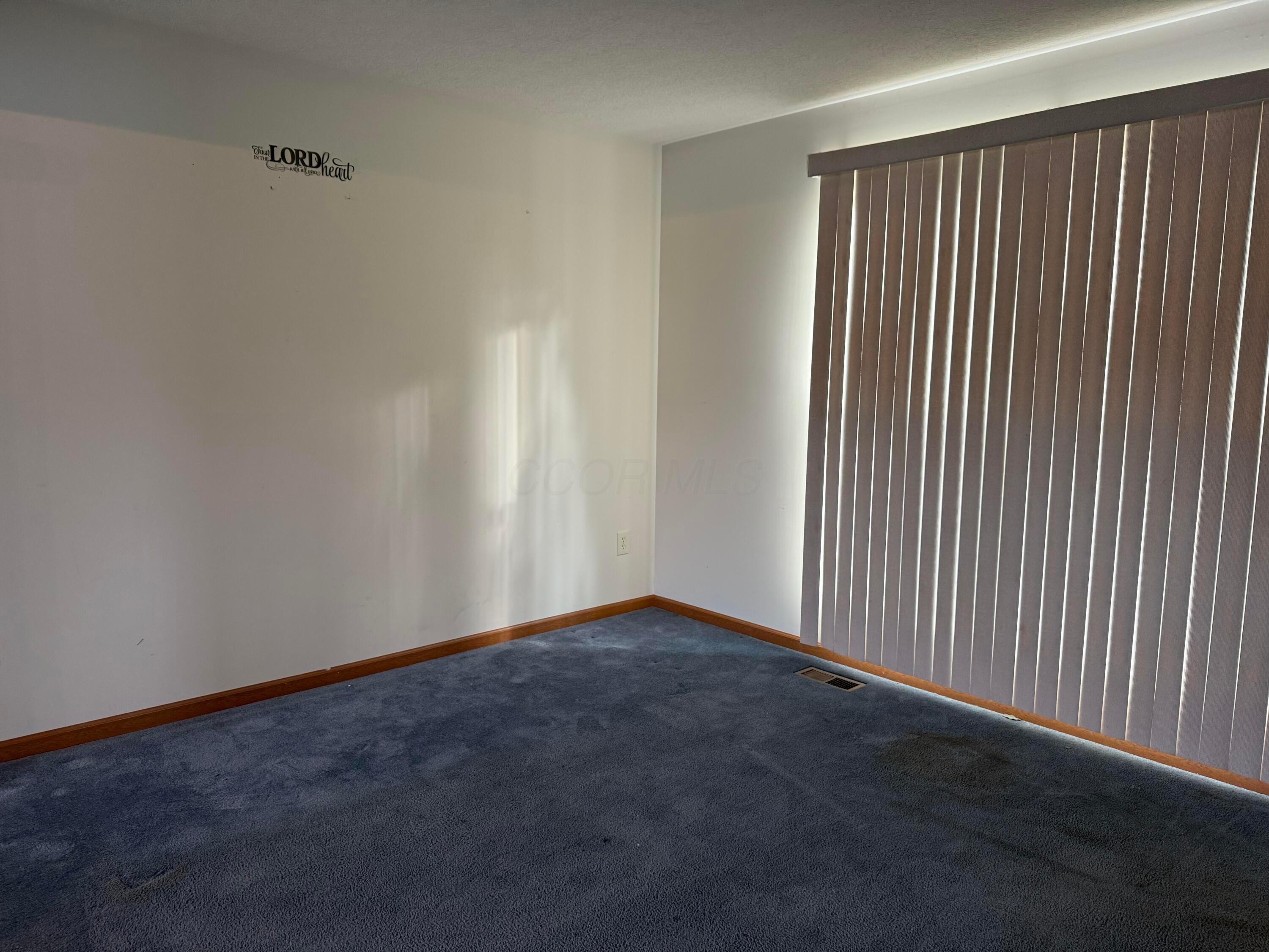 4784 Nieles Edge Drive, Columbus, Ohio image 2