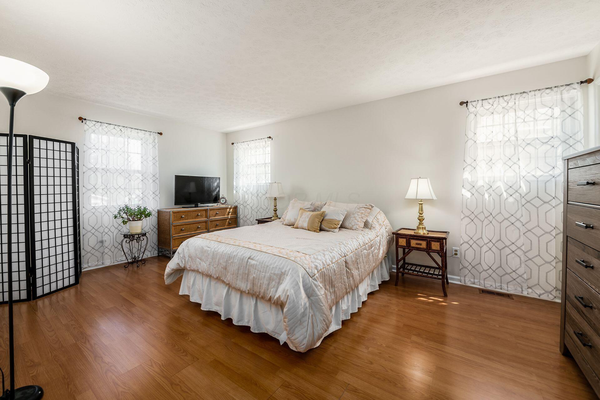 6449 Baffin Drive, Dublin, Ohio image 28