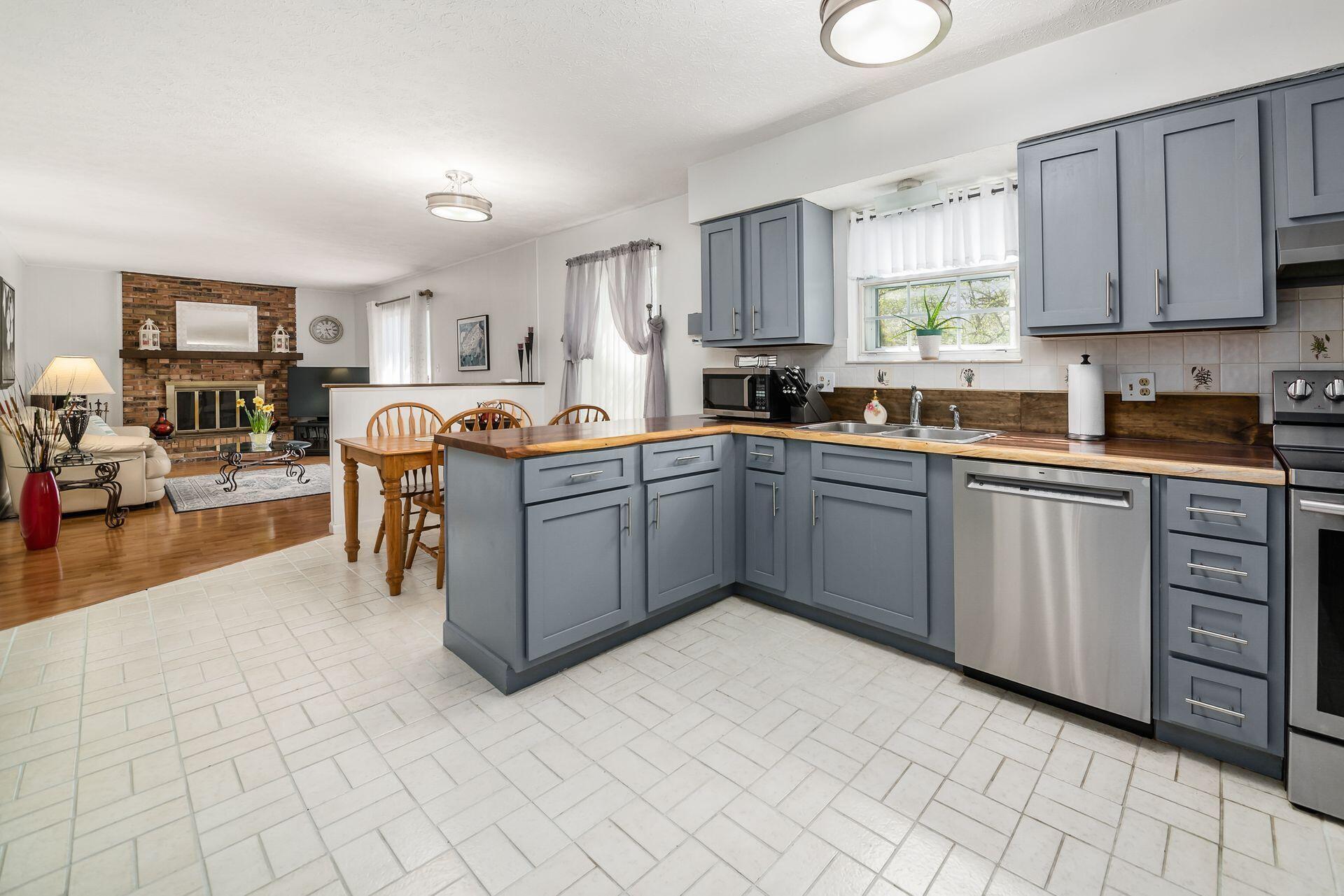 6449 Baffin Drive, Dublin, Ohio image 20