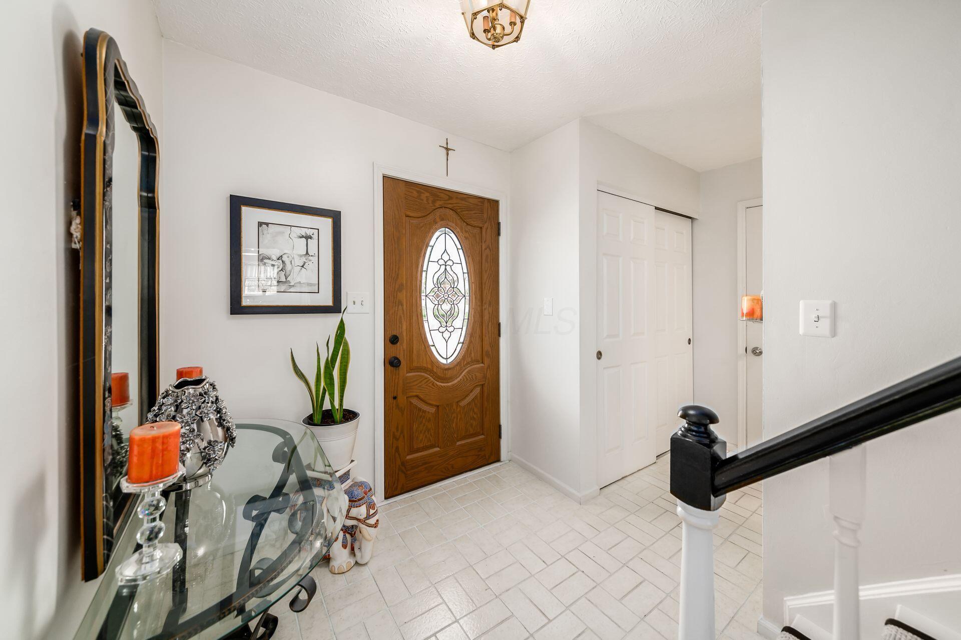 6449 Baffin Drive, Dublin, Ohio image 8