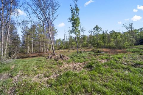 Photo of 1588 Debord Road, Chillicothe, OH 45601 (MLS # 226014369)