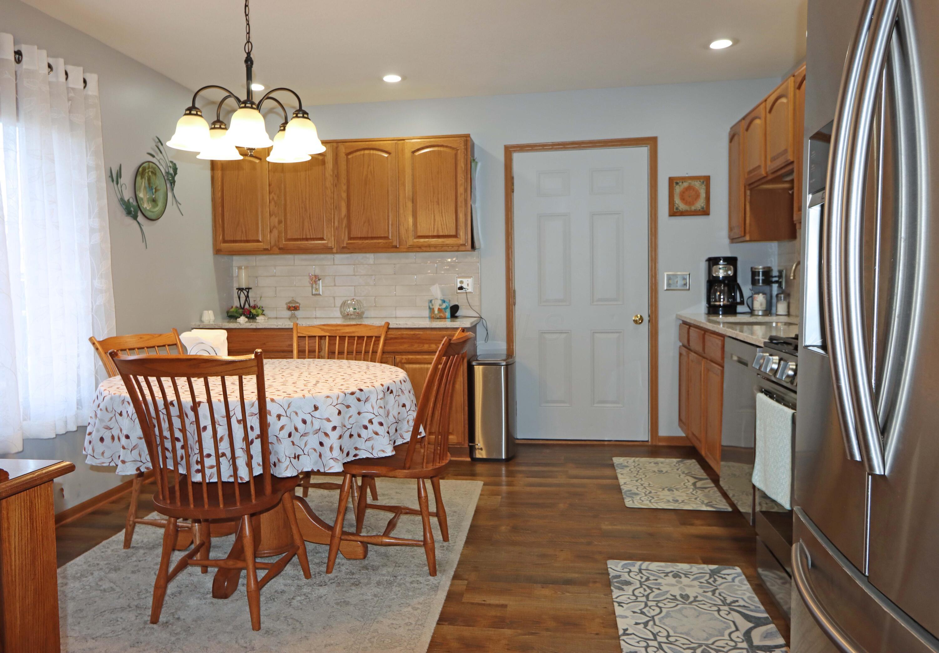 795 Hickory Hill Drive, Marysville, Ohio image 10