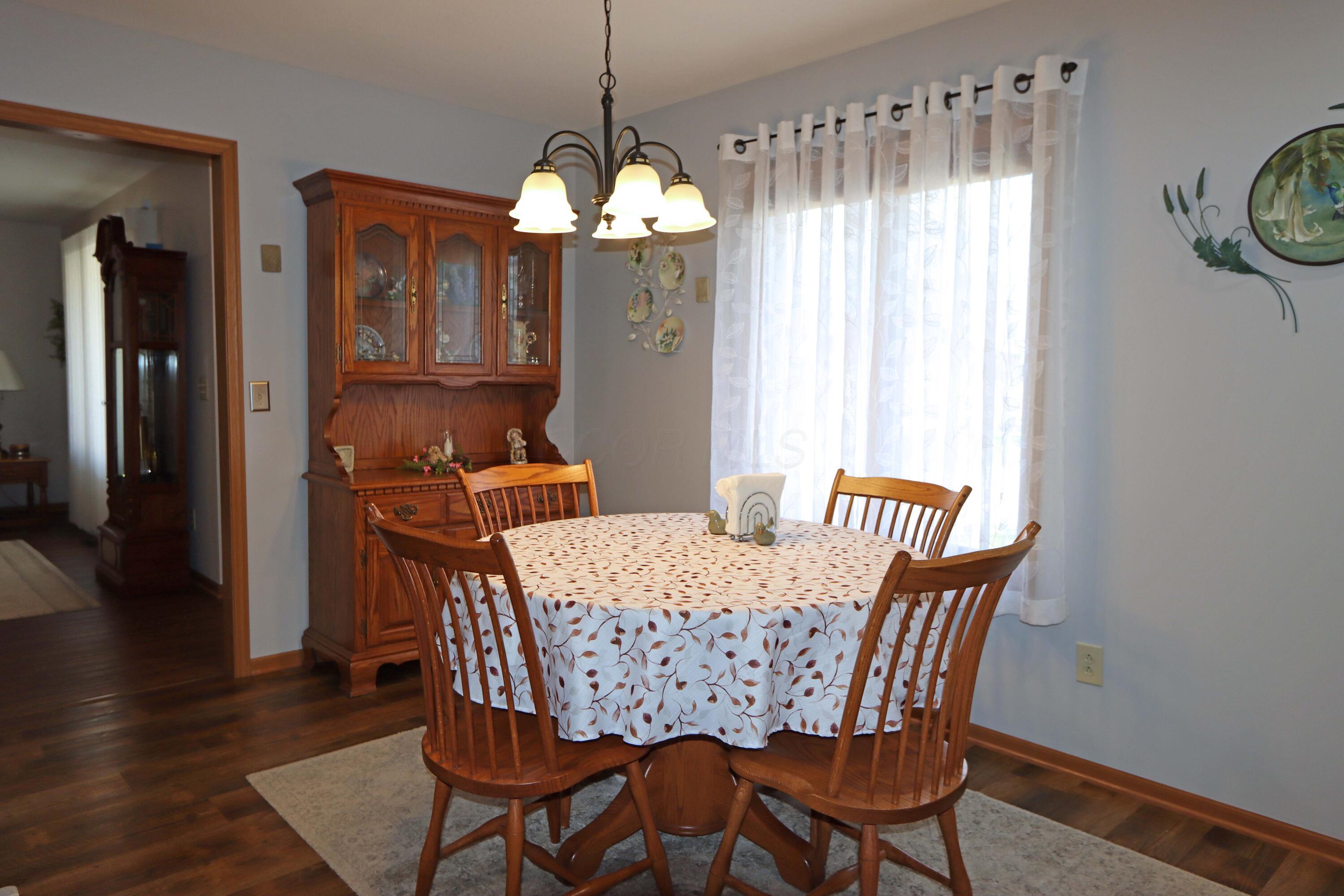 795 Hickory Hill Drive, Marysville, Ohio image 13