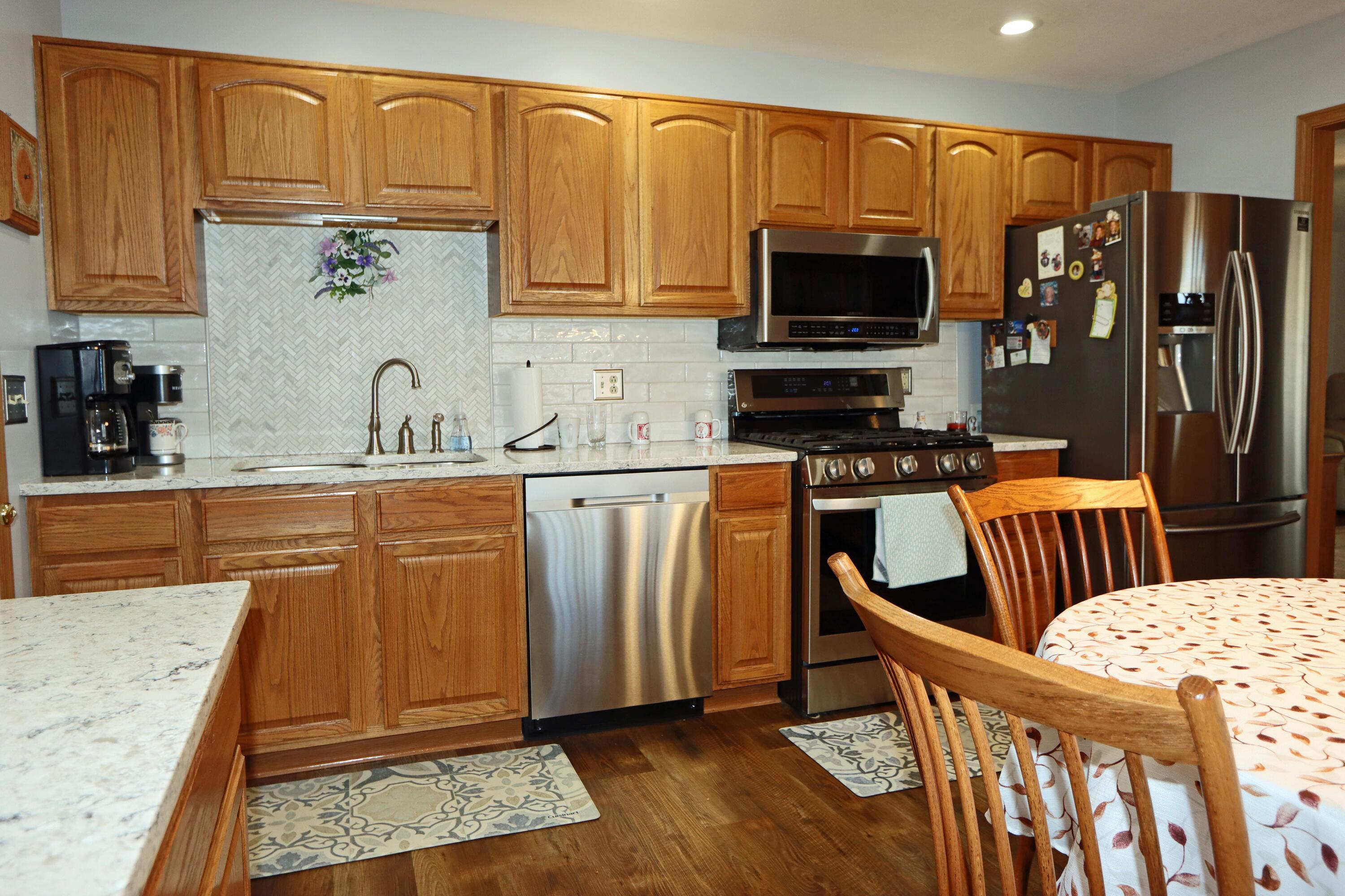 795 Hickory Hill Drive, Marysville, Ohio image 11