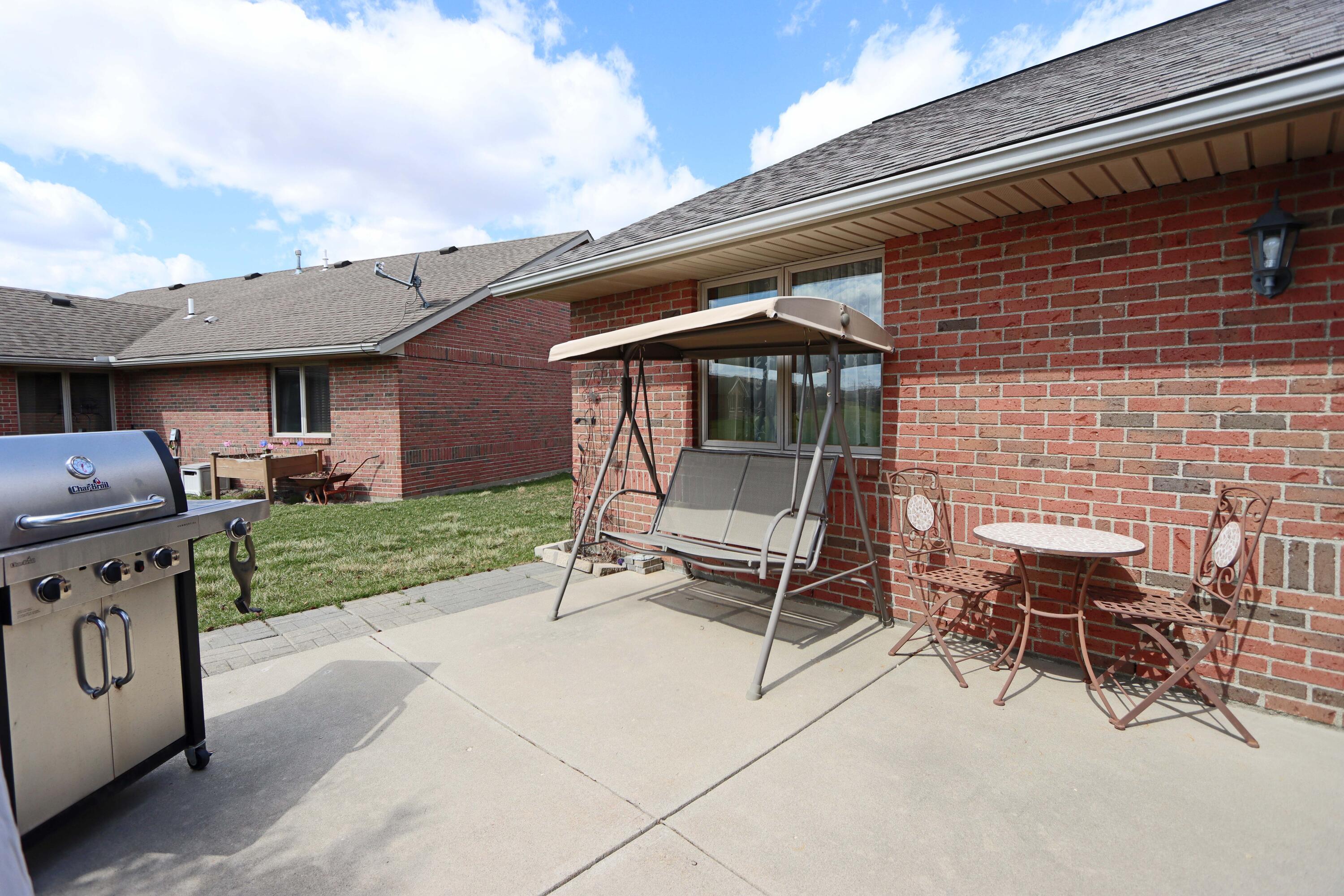 795 Hickory Hill Drive, Marysville, Ohio image 34
