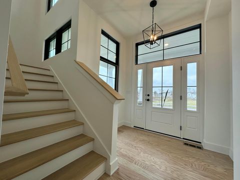 Photo of 3534 Beulah Way, Grove City, OH 43123 (MLS # 225033190)