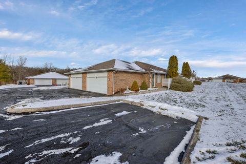 Photo of 267 Residence Drive 267 #267, Marysville, OH 43040 (MLS # 225045911)