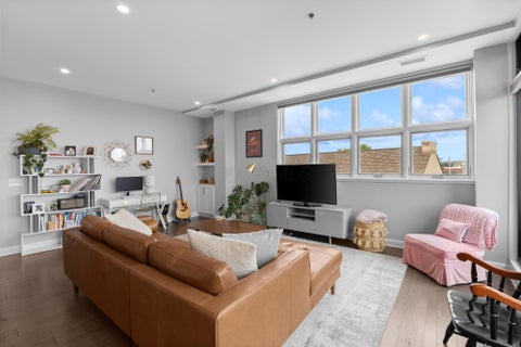 Tiny photo for 825 N 4th Street 410 #410, Columbus, OH 43215 (MLS # 226032050)