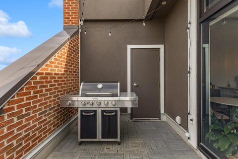 Tiny photo for 825 N 4th Street 410 #410, Columbus, OH 43215 (MLS # 226032050)