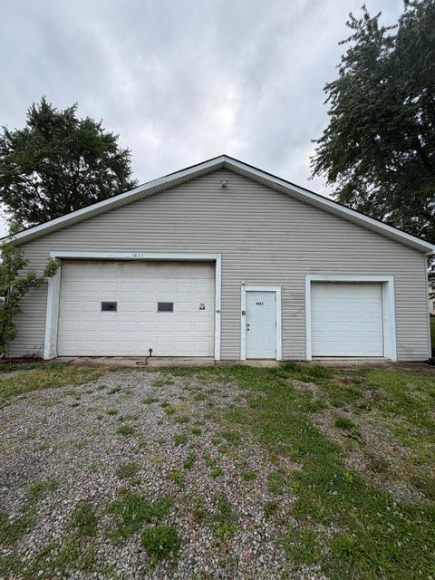 1823 W Chestnut Street Lancaster OH 43130