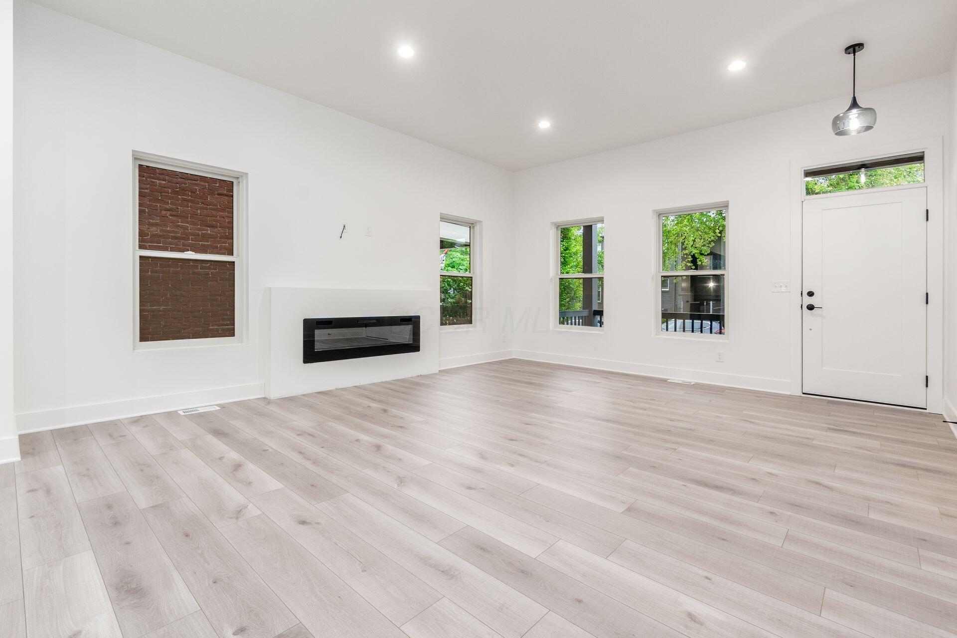 1177 Franklin Avenue, Columbus, Ohio image 11