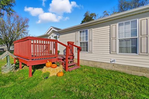 Tiny photo for 60602 Shaw Road, Cambridge, OH 43725 (MLS # 225039613)