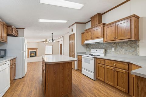 Tiny photo for 60602 Shaw Road, Cambridge, OH 43725 (MLS # 225039613)