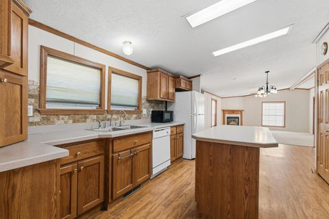 Tiny photo for 60602 Shaw Road, Cambridge, OH 43725 (MLS # 225039613)