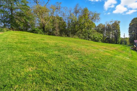 Tiny photo for 60602 Shaw Road, Cambridge, OH 43725 (MLS # 225039613)