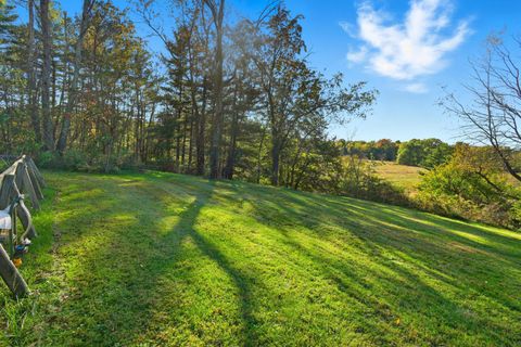 Tiny photo for 60602 Shaw Road, Cambridge, OH 43725 (MLS # 225039613)
